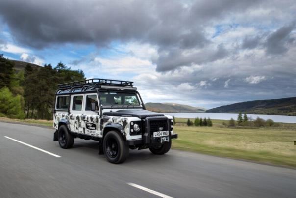 Land Rover Classic Defender, Sonderedition „Works V8 Trophy II“.  Foto: Autoren-Union Mobilität/Land Rover